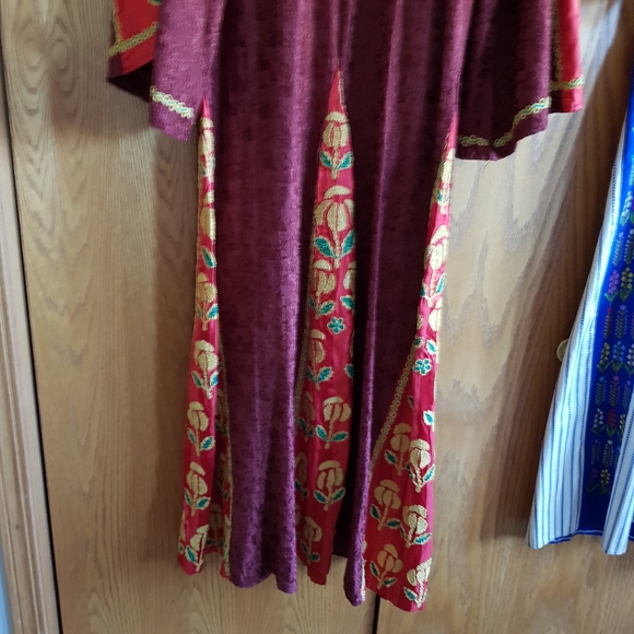 SOLD SOLD.SOLD.  Palestinian Syrian Jordanian thobe (thoube/thube) - Picture 2 of 8